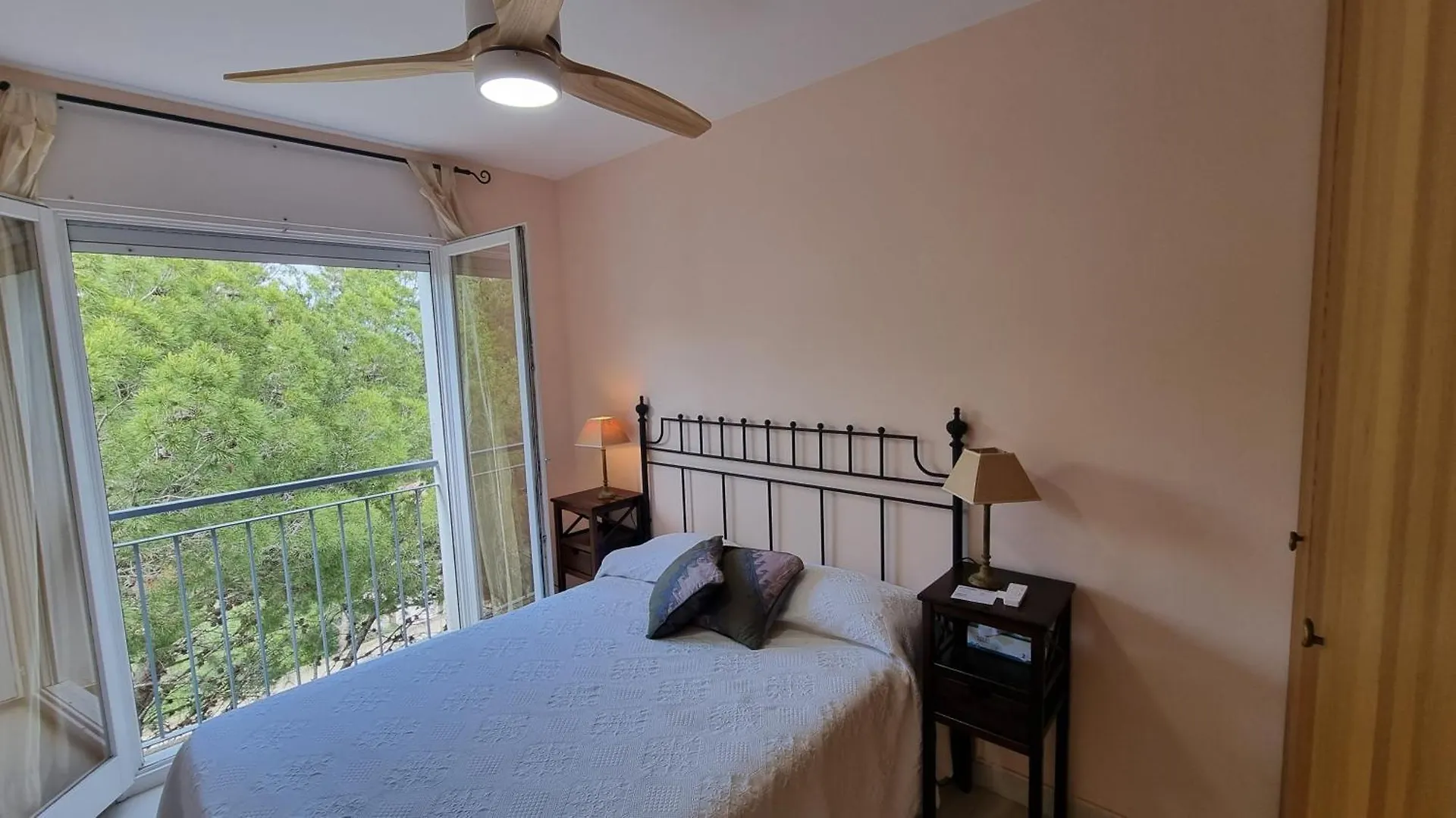 דירות 7926 Apartament In Llança